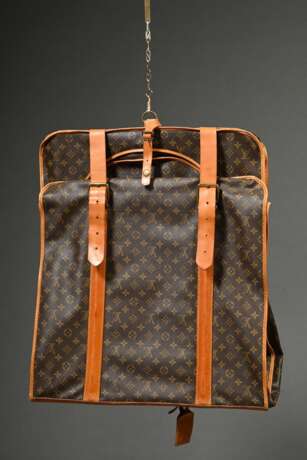 Louis Vuitton garment bag in monogram canvas with … - фото 1 Louis Vuitton garment bag in monogram canvas with … - фото 1