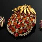 3 Pieces of vintage costume jewellery, cast metal … - photo 1