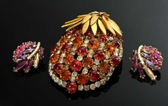 3 Pieces of vintage costume jewellery, cast metal … - photo 1 3 Pieces of vintage costume jewellery, cast metal … - photo 1