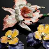 3 Pieces of floral costume jewellery with rhinesto… - photo 1