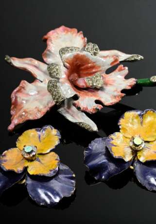 3 Pieces of floral costume jewellery with rhinesto… - photo 1 3 Pieces of floral costume jewellery with rhinesto… - photo 1