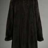 Dark brown plucked Saganerz short coat with shawl … - фото 2