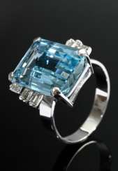 Feiner Weißgold 585 Ring mit Aquamarin im Treppens…