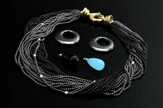 5 Various Wilm jewellery pieces: titanium necklace… - photo 1