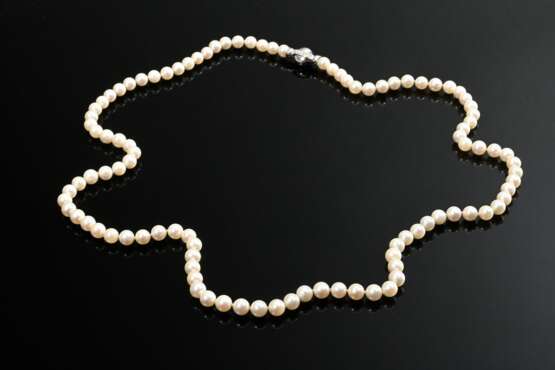 Zuchtperlenkette an Weißgold 585 Brillantschließe … - Foto 1