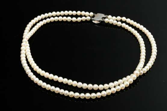 Double strand freshwater cultured pearl necklace w… - photo 2