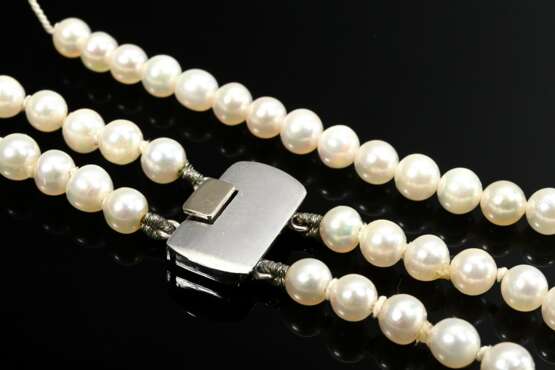 Double strand freshwater cultured pearl necklace w… - photo 3