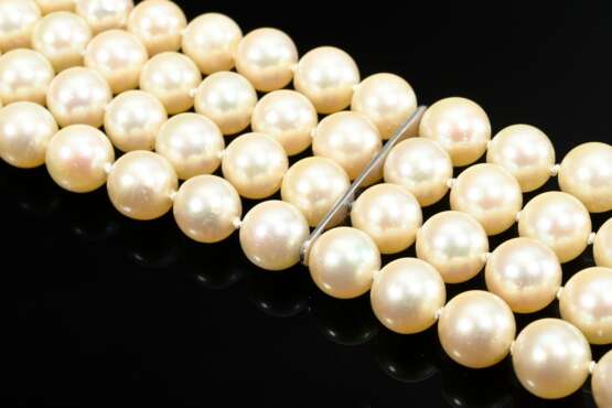 Four-row cultured pearl bracelet with simple white… - photo 2
