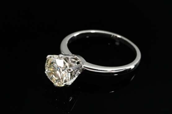 Platinum ring with brilliant solitaire (approx. 1.… - фото 1