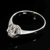 Delicate 585 white gold ring with solitaire diamon… - photo 2