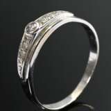 Zarter Weißgold 585 Ring mit Diamantleiste (zus. c… - Foto 1