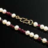 Long freshwater cultured pearl necklaces with irre… - photo 2