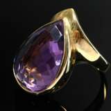 Large modern 750 yellow gold ring with faceted tea… - photo 1