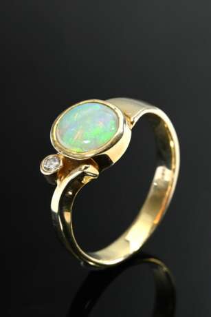 Modern 585 yellow gold ring with opal cabochon and… - photo 1