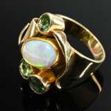 Handcrafted 585 yellow gold ring with opal cabocho… - фото 2
