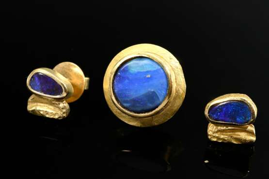 3 assorted 750 yellow gold stud earrings with blue… - фото 1 3 assorted 750 yellow gold stud earrings with blue… - фото 1