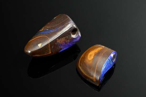 2 variously shaped pendants made of blue, smoothly… - фото 3 2 variously shaped pendants made of blue, smoothly… - фото 3