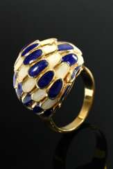 Highly domed 750 yellow gold ring with blue and wh…