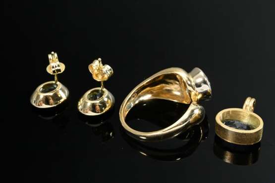 4 Various pieces of jewellery with blue topaz: ova… - фото 2 4 Various pieces of jewellery with blue topaz: ova… - фото 2