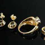 4 Various pieces of jewellery with blue topaz: ova… - фото 2