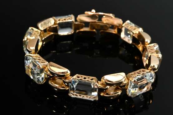 Mid-century 750 rose gold bracelet with aquamarine… - photo 1