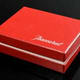 Pair of Baccarat ‘Coeur’ ear clips in green crysta… - фото 5