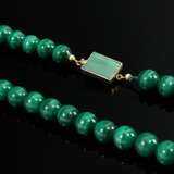 Long malachite bead necklace with yellow gold 750 … - photo 1