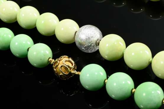 2 Various Wilm bead necklaces: Lemon chrysoprase w… - photo 2 2 Various Wilm bead necklaces: Lemon chrysoprase w… - photo 2