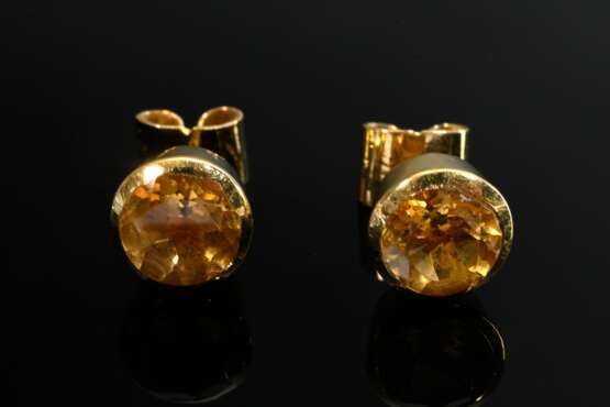 Pair of classic 750 yellow gold stud earrings with… - photo 3 Pair of classic 750 yellow gold stud earrings with… - photo 3