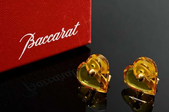 Baccarat ‘Coeur’ ear clips in yellow crystal glass… - photo 1 Baccarat ‘Coeur’ ear clips in yellow crystal glass… - photo 1