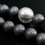 5 assorted jewellery items: pair of Wilm hematite … - photo 3