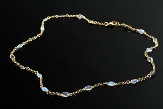 Yellow gold 585 link chain with moonstone cabochon… - photo 1
