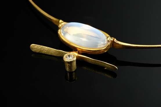 750 yellow gold necklace made from hand-forged bar… - фото 2 750 yellow gold necklace made from hand-forged bar… - фото 2