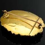 Biedermeier gold-plated pin with surrounding Gothi… - photo 2