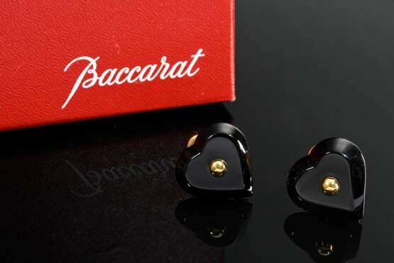Pair of Baccarat ‘Coeur’ ear clips in black crysta… - фото 1 Pair of Baccarat ‘Coeur’ ear clips in black crysta… - фото 1