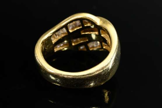 750 yellow gold ring with baguette diamonds (total… - photo 4