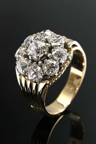 585 yellow gold ring with large old-cut diamond fl… - photo 1 585 yellow gold ring with large old-cut diamond fl… - photo 1