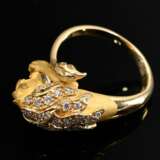 750 yellow gold lion ring with matt and polished f… - фото 3