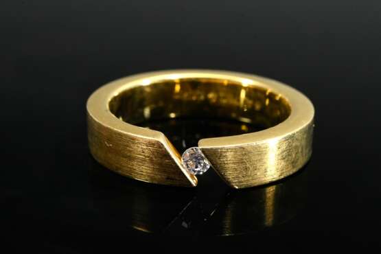 Bunz 750 yellow gold tension ring in a simple desi… - photo 3