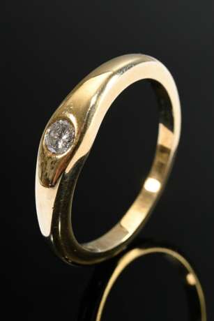 Modern 585 yellow gold band ring with solitaire di… - фото 2 Modern 585 yellow gold band ring with solitaire di… - фото 2