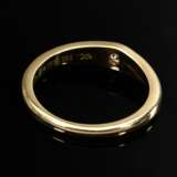 Modern 585 yellow gold band ring with solitaire di… - фото 3