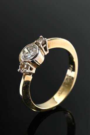 585 yellow gold ring with brilliant-cut diamonds (… - фото 1