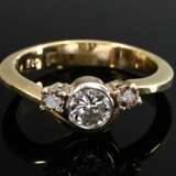 585 yellow gold ring with brilliant-cut diamonds (… - фото 3