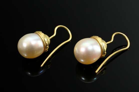 Pair of 750 yellow gold drop earrings with culture… - photo 1 Pair of 750 yellow gold drop earrings with culture… - photo 1