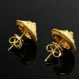 Pair of 585 yellow gold stud earrings ‘Lion Heads’… - photo 2