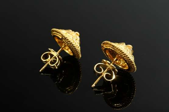 Pair of 585 yellow gold stud earrings ‘Lion Heads’… - photo 2