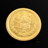 900 yellow gold coin ‘1/2 Pahlavi’, 1945, Persia, … - photo 2