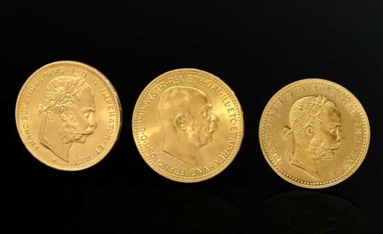 3 yellow gold coins, Austria: Yellow gold 900 coin… - photo 1