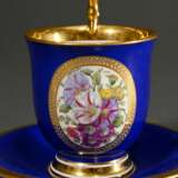 KPM bell-shaped cup/saucer with swan neck handle, … - photo 2