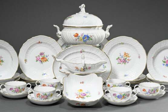 23 Pieces Meissen dinner service with floral and i… - фото 2